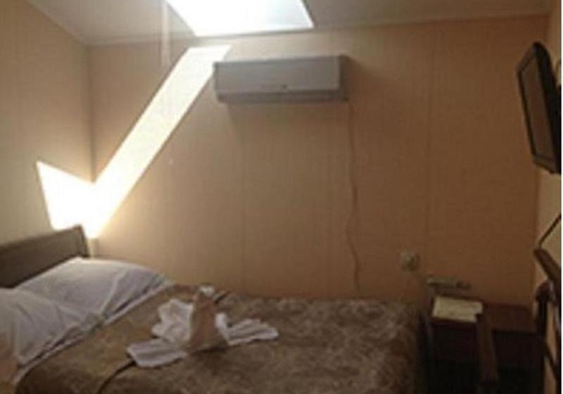 Hotel Gostinitsa Komplex Mirage 5