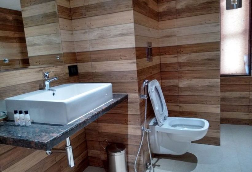 Hotel Jewel of the East 10