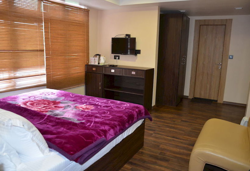 Hotel Jewel of the East 3