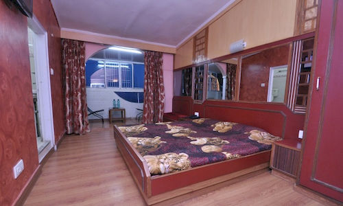 Hotel Sidharath 12