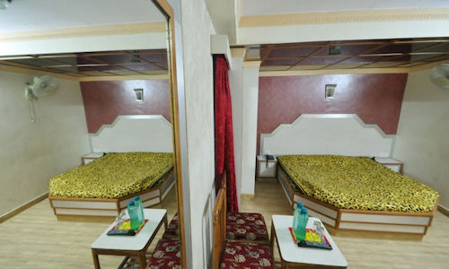 Hotel Sidharath 8