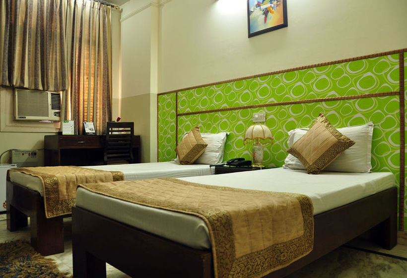 Hotel OYO Rooms Huda City Center 2
