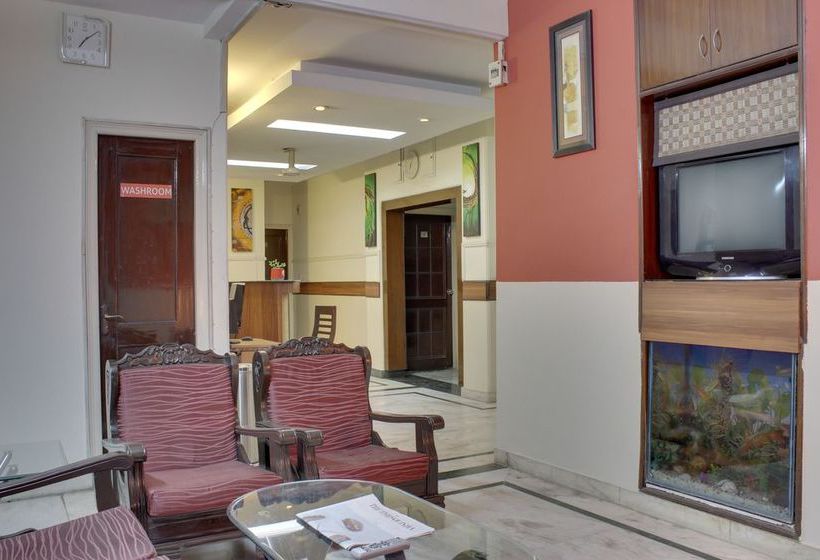 Hotel OYO Rooms Huda City Center 20