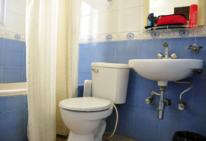 Hotel OYO Rooms Huda City Center 6