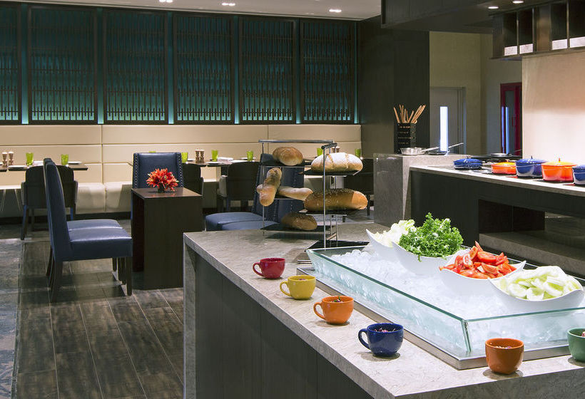 Hotel Sheraton Hyderabad 15