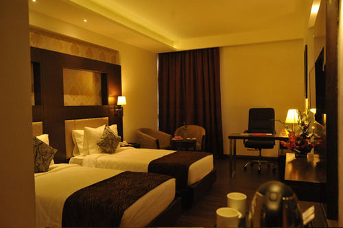 Hotel Jagrati Lords Inn 4