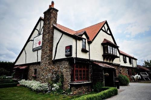 Hotel Honest Lawyer 15