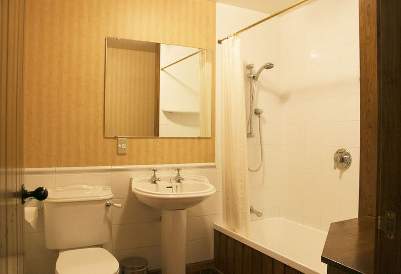 Hotel Honest Lawyer 4