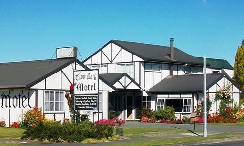 Tudor Park Motel 15