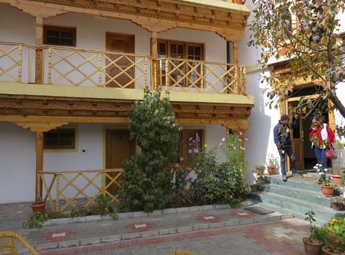 Hotel The Auspicious 14