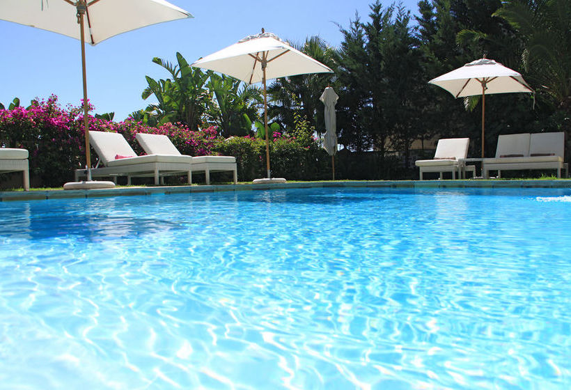 Hotel The Clarendon - Villa Fresnaye / Villa Bantry Bay 11