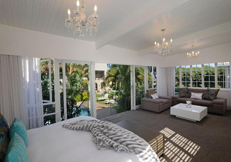 Hotel The Clarendon - Villa Fresnaye / Villa Bantry Bay 17