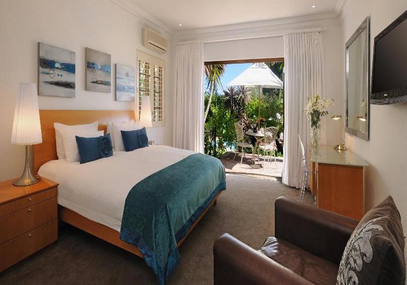 Hotel The Clarendon - Villa Fresnaye / Villa Bantry Bay 19