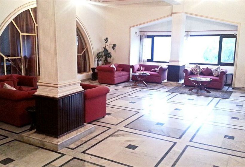 Hotel Whistling Pines Resort 5