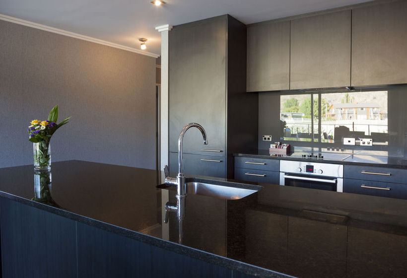 Heritage Boutique Lake Resort 19