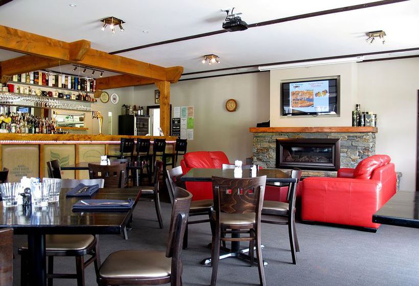 Heritage Boutique Lake Resort 6