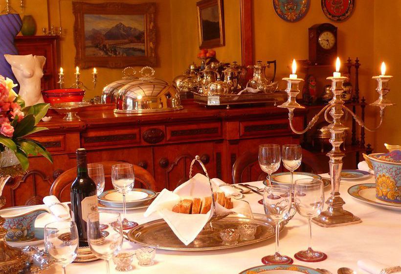 Bed and Breakfast Gunyah Country Estate