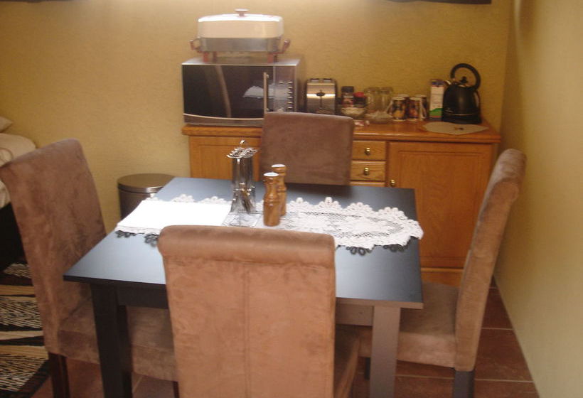 Bed and Breakfast Eagle Crest Executive Lodge 4