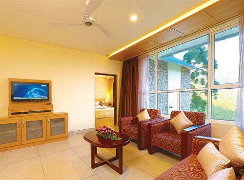 Hotel Devonshire Greens Munnar