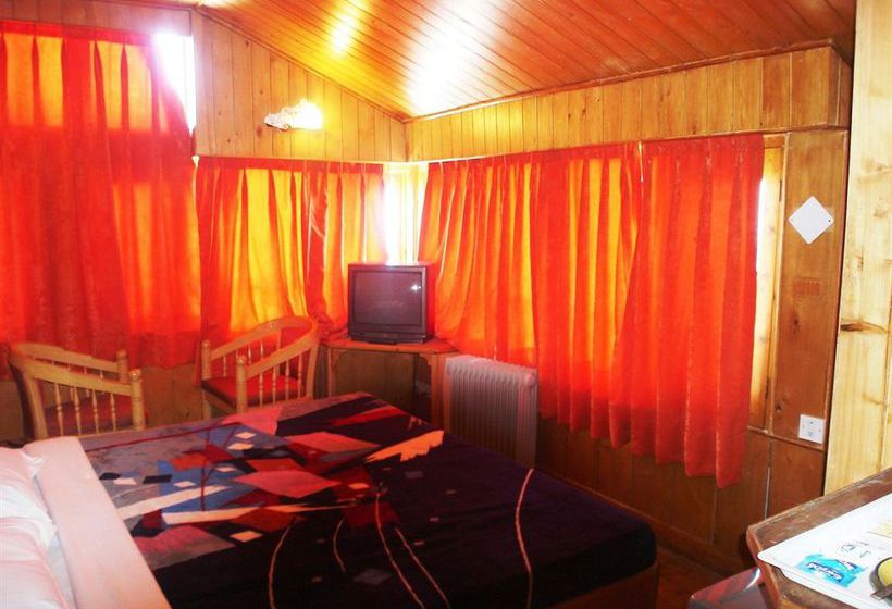 Hotel Snow King Retreat 3