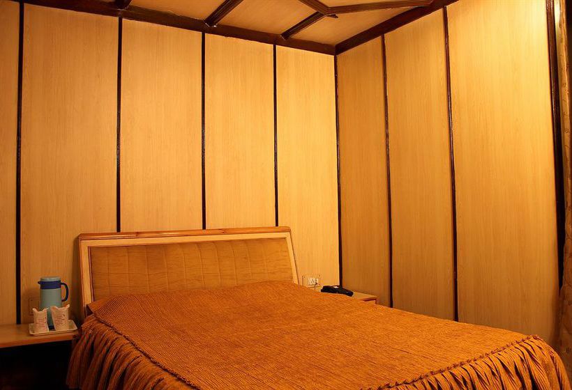 Hotel Snow King Retreat 9