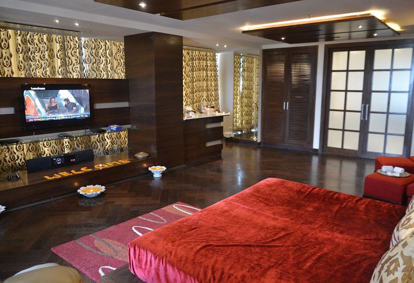 Hotel Avaas Lifestyle 1