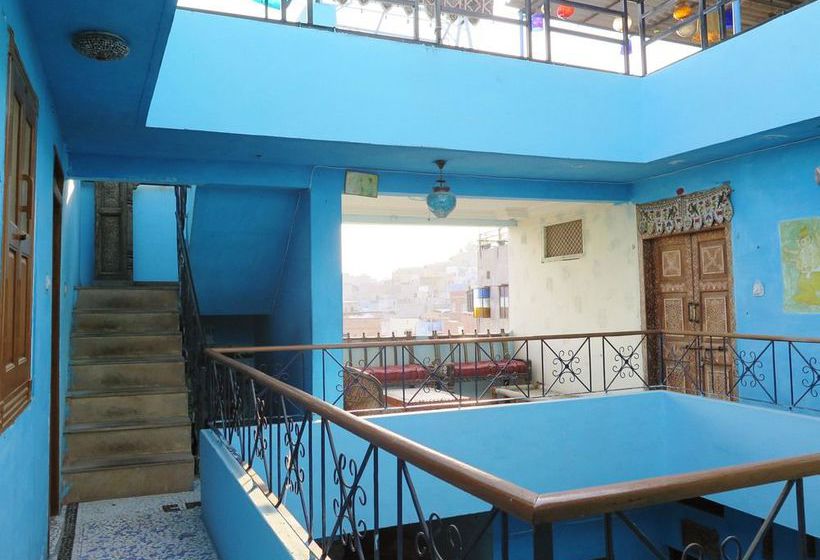 Hotel Yogi's Guest House 15