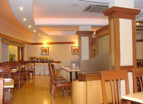 Hotel Sahil Sarovar Portico 5