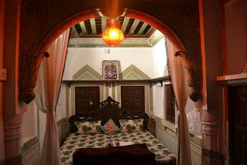 Hotel Kesar Heritage Guest House 16