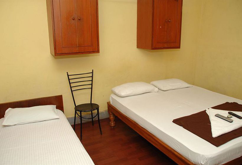 Hotel Elegant Guest House 18