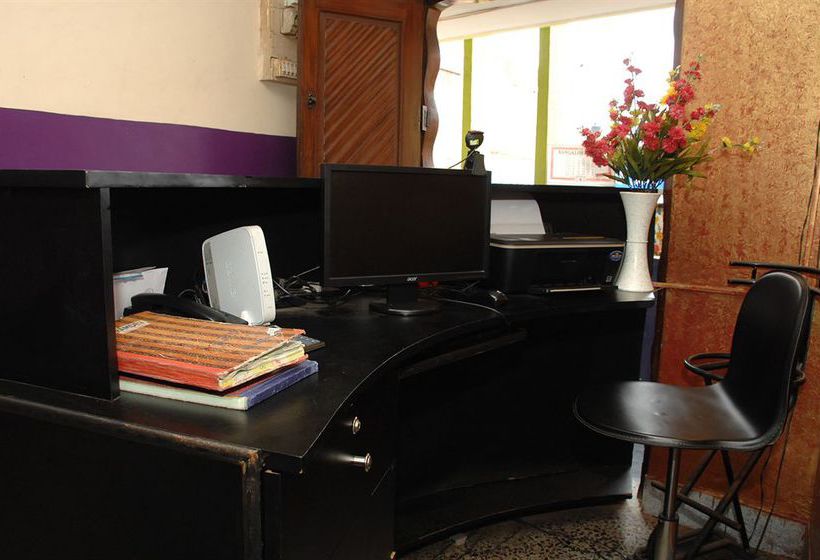 Hotel Elegant Guest House 9