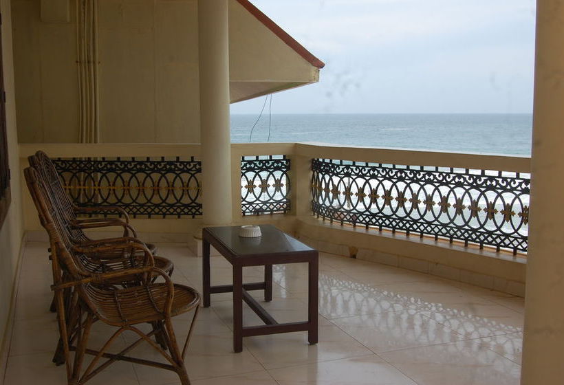 Hotel Hawah Beach Resort 3