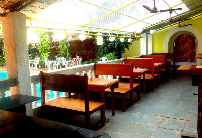 Hotel Poonam Village Resort 6