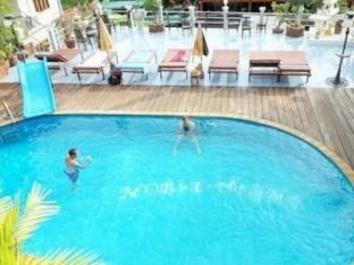 Hotel Noble Night Guesthouse 10