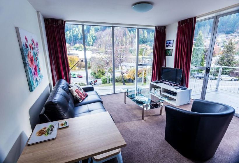 Whistler Holiday Apartments 15