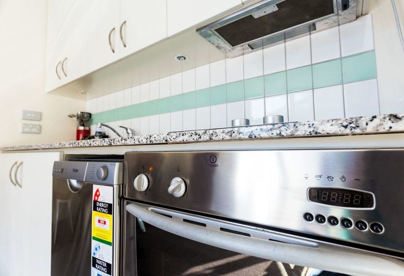 Whistler Holiday Apartments 9