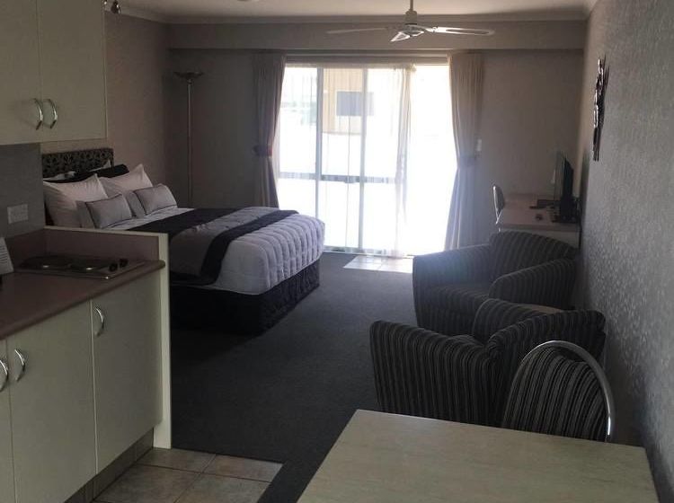 Motel Deco City Motor Lodge 11