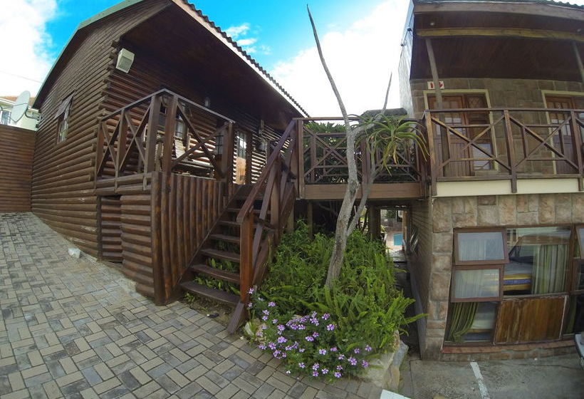 Hostel Lungile Lodge Beachfront Backpackers 7