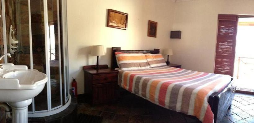 Hostel Lungile Lodge Beachfront Backpackers 9