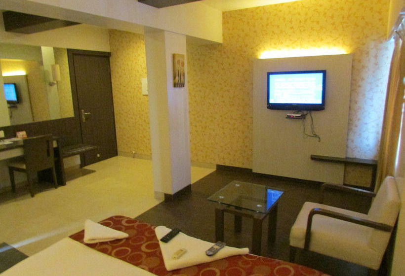 Hotel Mourya Residency 3