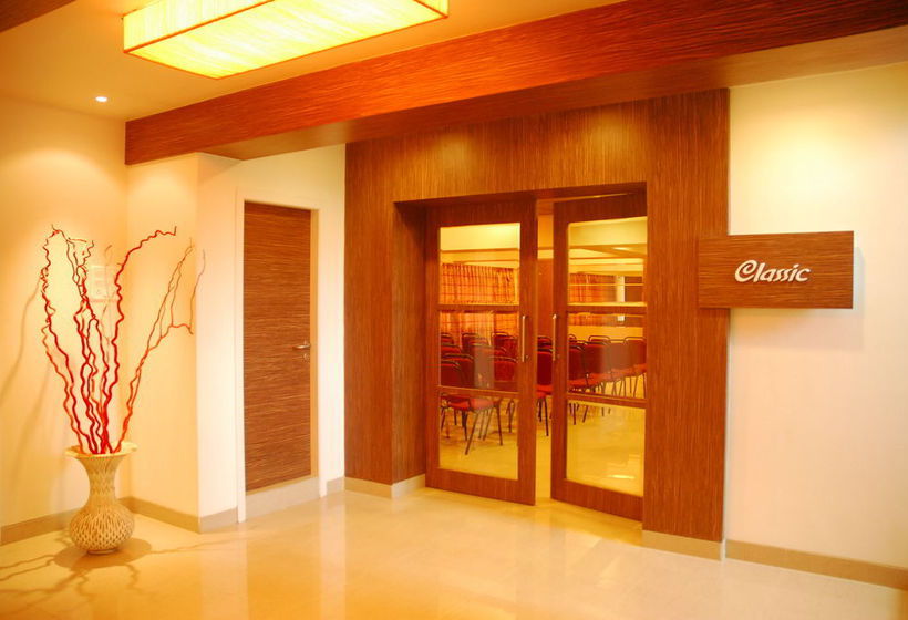 Hotel Mourya Residency 8