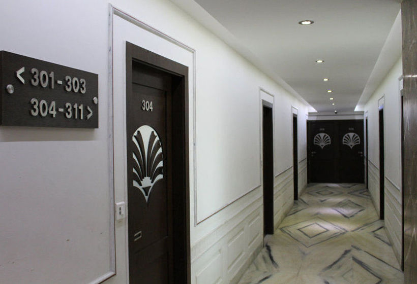 Hotel Grand Ambience 13