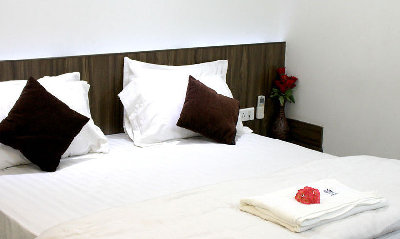 Hotel Grand Ambience 3