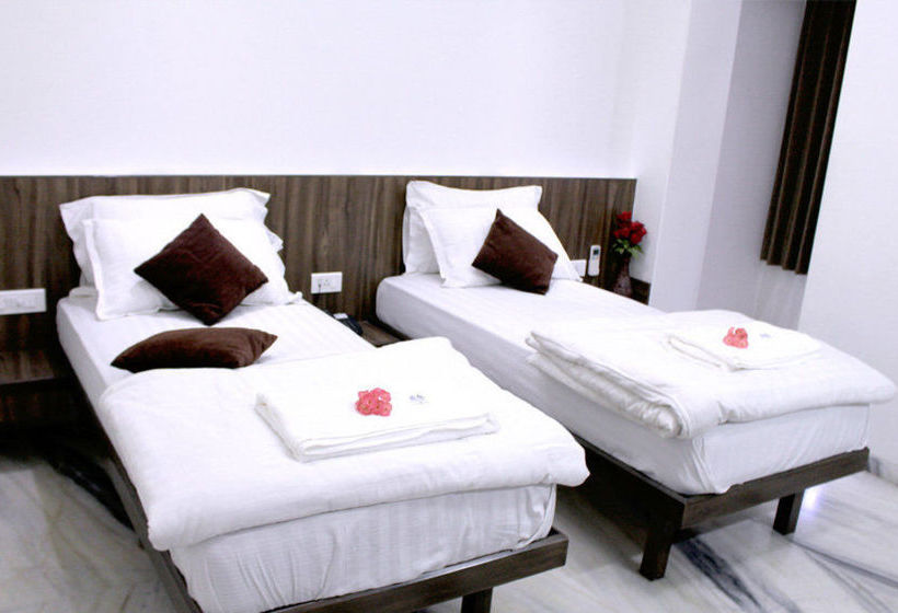 Hotel Grand Ambience 6