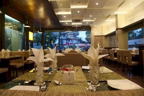 Hotel Le Grande Residency 10