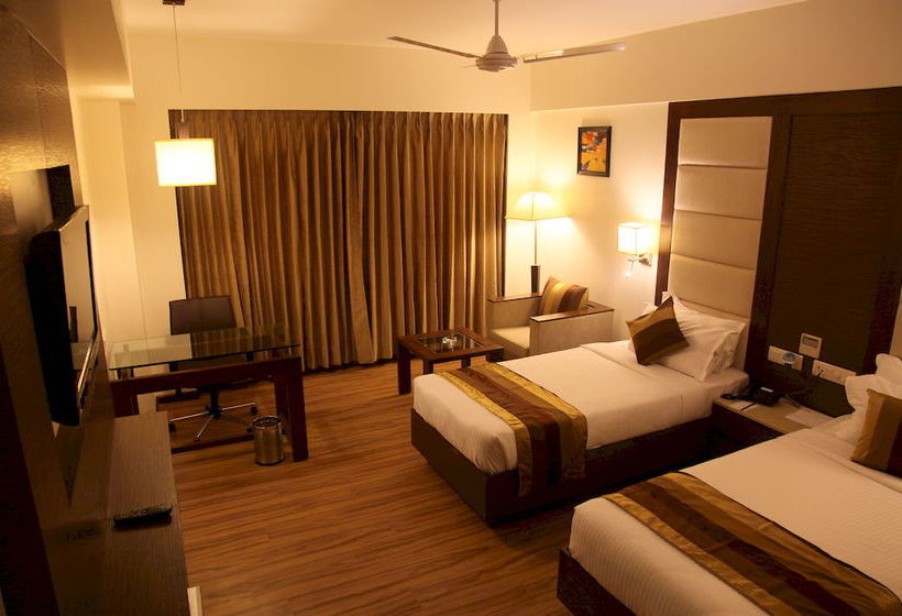 Hotel Le Grande Residency 4