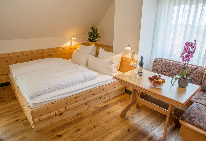 Pension Landgasthof Zum Weberhans 1