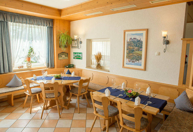 Pension Landgasthof Zum Weberhans 11