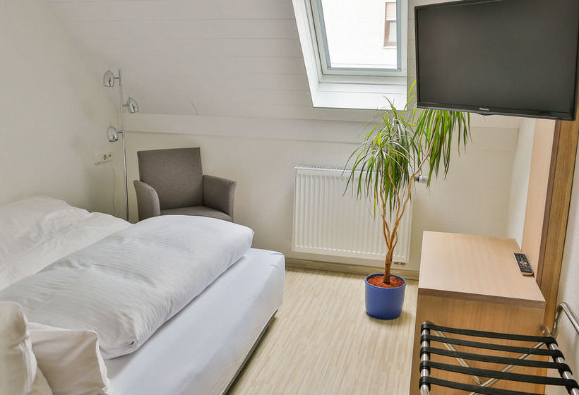 Pension Landgasthof Zum Weberhans 4