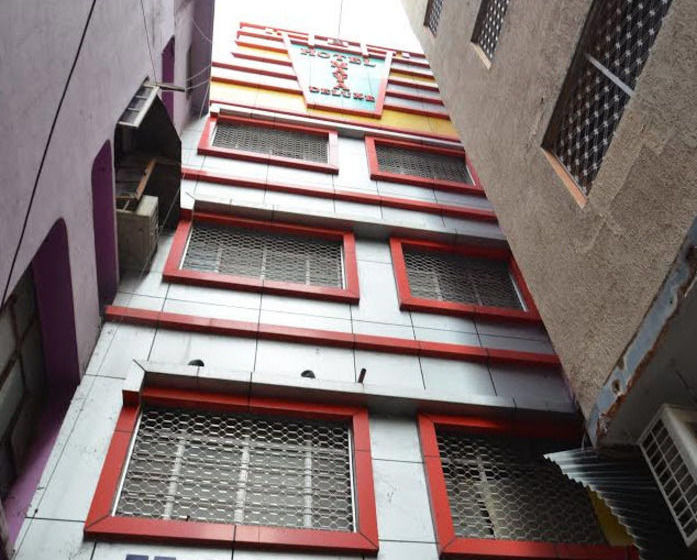 Hotel Maya Deluxe 12